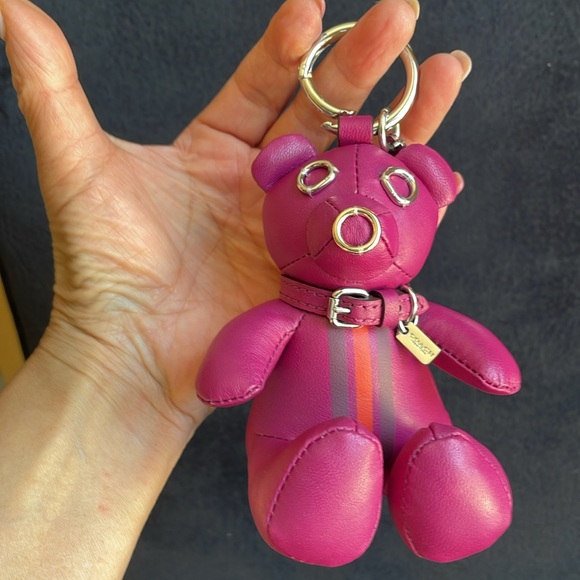 Super cute coach teddy bear key chain - Picture 2 of 6